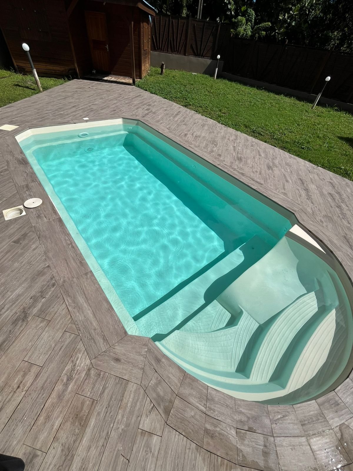 Bassin entretenu par Distri & Serv